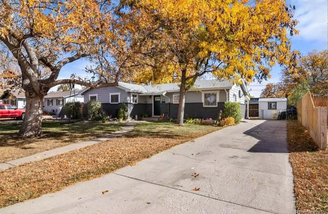 2 bed, 1276 sqft, $1,800 — Photo 2