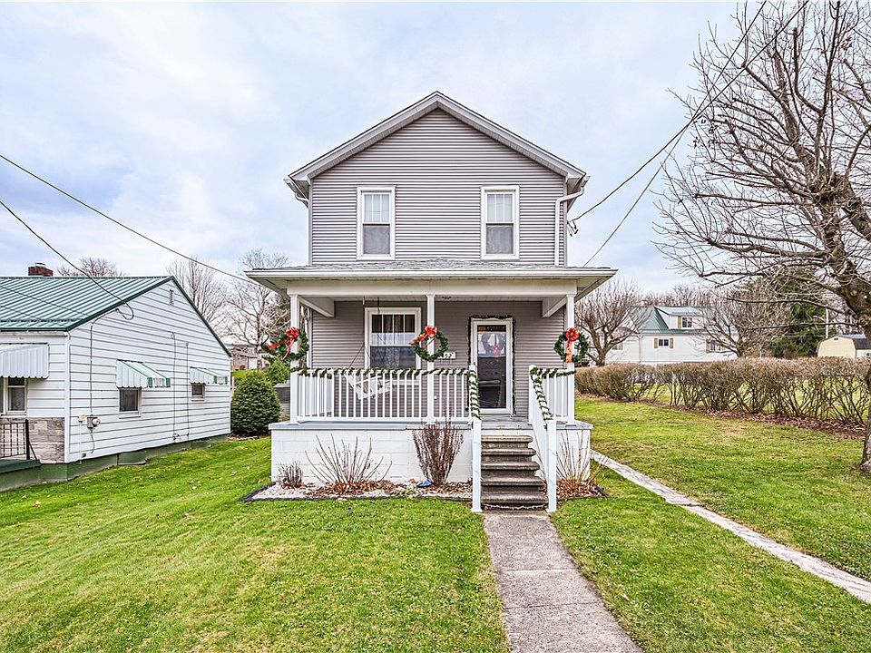 1st image of 452 Maple Ave