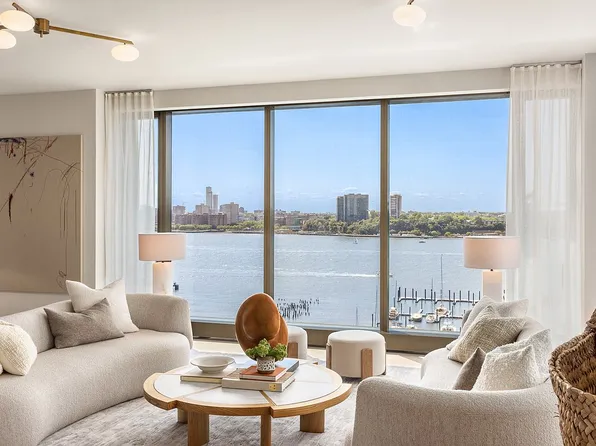 500 W 18th St #11C, New York, NY 10011