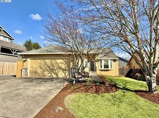 1032 40th St, Washougal, WA