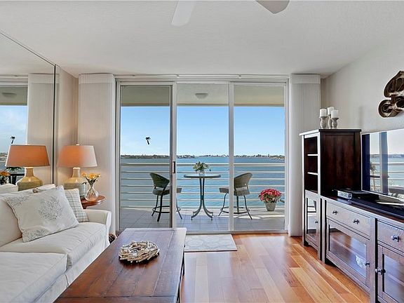 4th image of 6105 Bahia Del Mar Cir APT 584