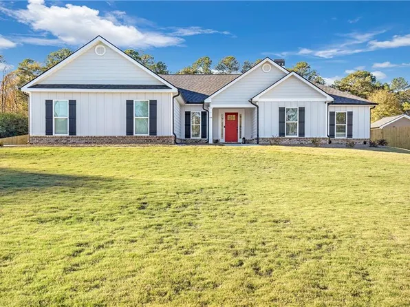 319 Advent Dr, Winder, GA 30680