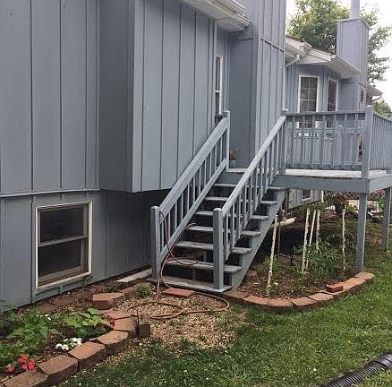 3rd image of 1715 Westbury Ln