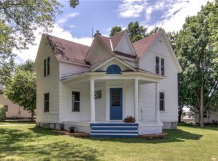 815 Ridgeway St, Hammond, WI 54015