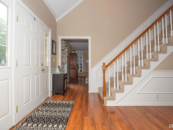5th image of 8833 Bayberry Dr