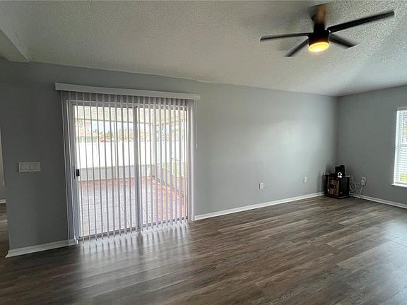 4th image of 485 Martigues Dr