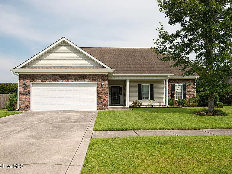 238 Silver Hills Dr — Photo 2