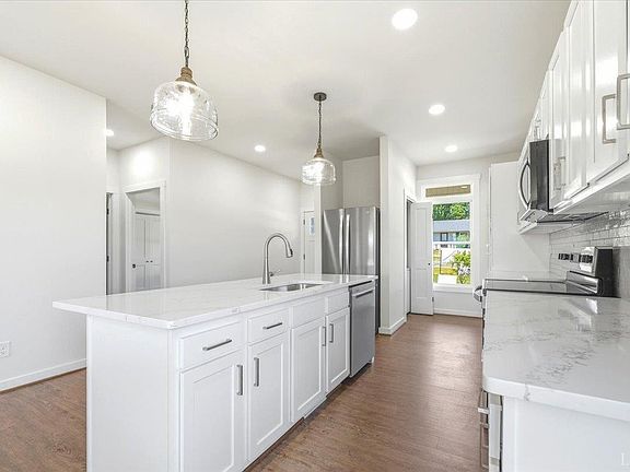 5th image of 805 14th St