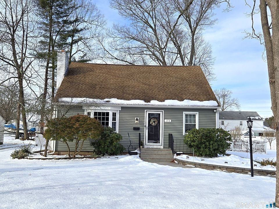 1st image of 173 Rockwell Avenue