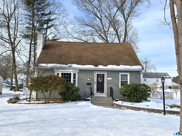 173 Rockwell Avenue, Plainville, CT 06062