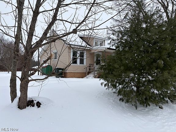 2nd image of 14065 Burden Rd NE