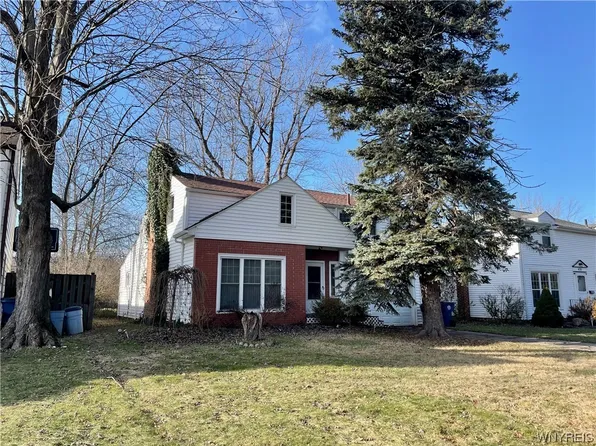 439 Roycroft Blvd, Amherst, NY 14226
