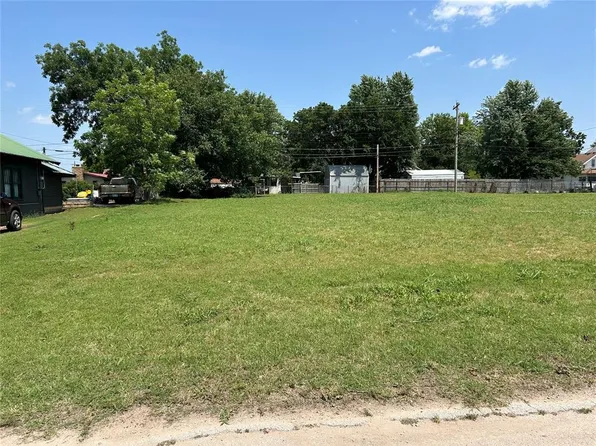 208 N 4th St Lot 23-26, Tonkawa, OK 74653