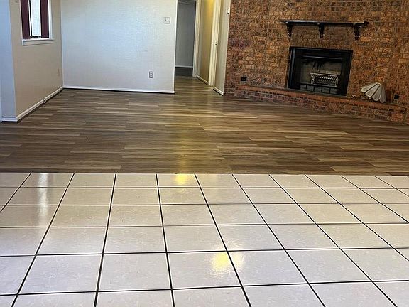 3rd image of 6819 Ector Ave