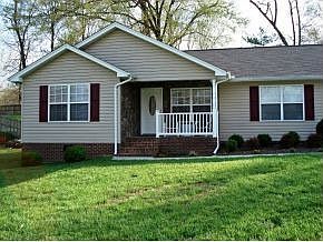 2nd image of 416 Riverwood Dr