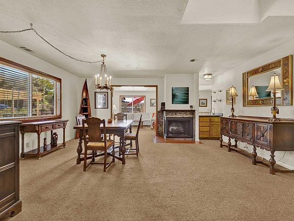 4th image of 10353 Oak Ranch Ln