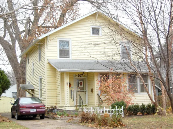 667 46th St, Des Moines, IA 50312