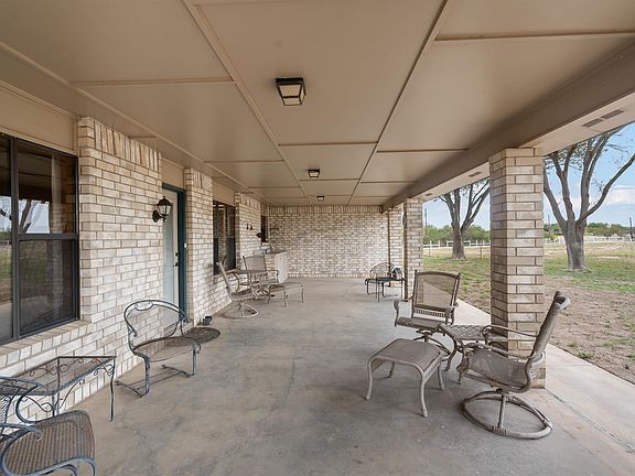 4th image of 25 Sage Hill Dr