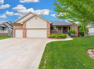 2306 E Timber Creek St, Derby, KS 67037
