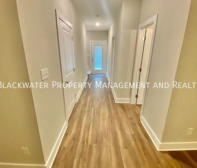 41 Cuddington Ln — Photo 13