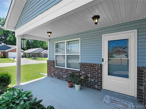 2nd image of 3922 Mariah Dr