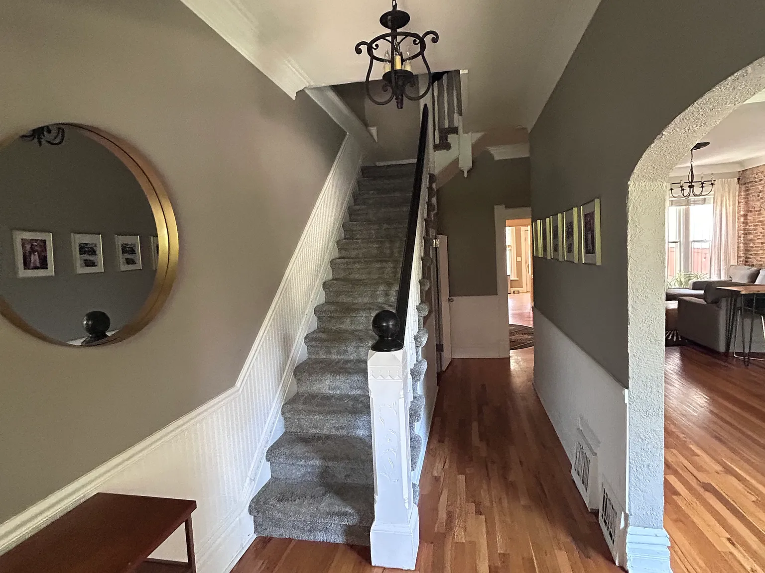 3 bed, 1.5 bath, 1863 sqft, $3,700 — Photo 3