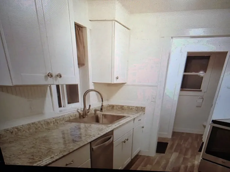 13450 Duane St — Photo 8