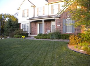 1885 Avon Glen Ln, Lake Orion, MI 48360