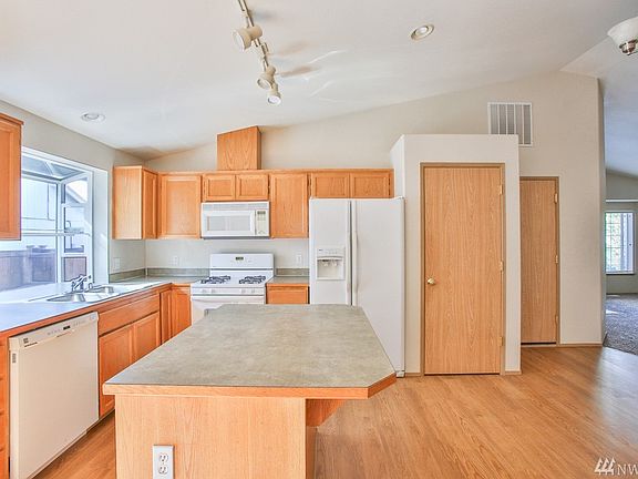 5th image of 15305 68th Avenue Ct E