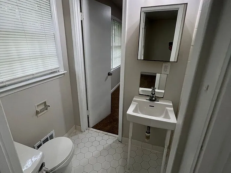 3861 Imperial Dr — Photo 14