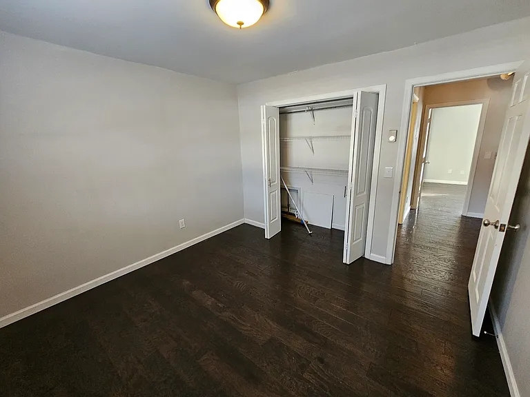 313 Jasper Dr — Photo 3