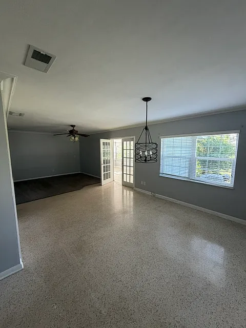 2 bed, 1600 sqft, $2,000 — Photo 2