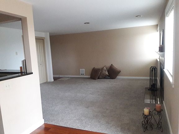 3rd image of 8240 126th Ave NE #204