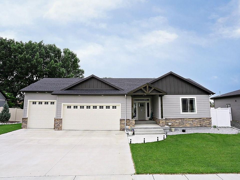 1st image of 1105 Vineyard Way