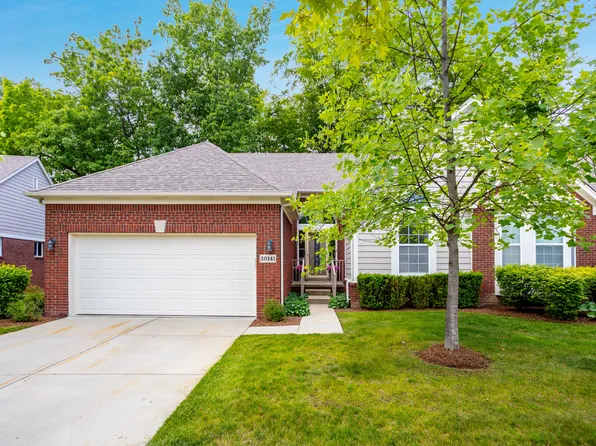 30141 Brightwood Dr #46, Novi, MI 48377