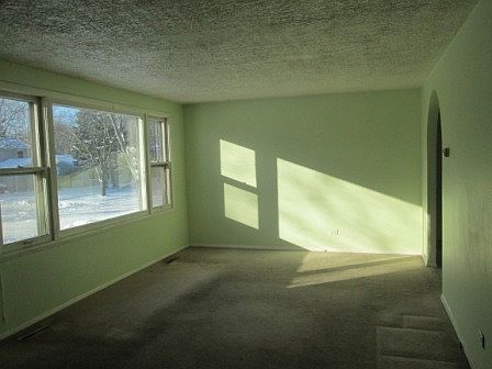 2nd image of 1416 Windsor Cir