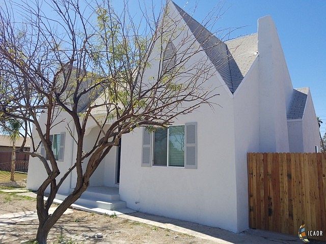 1st image of 702 S Lake Ave