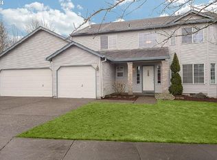 11942 S Gentry Way, Oregon City, OR 97045