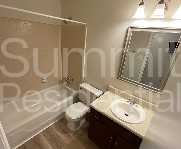 245 Windemere Way — Photo 14