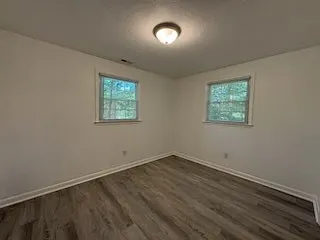 1235 Riverview Dr — Photo 8