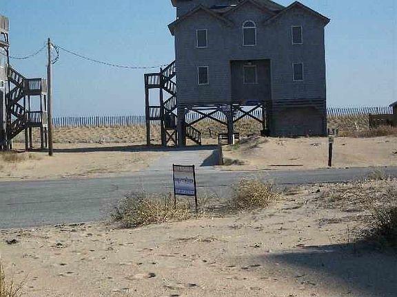 2nd image of 57022 Lighthouse Ct