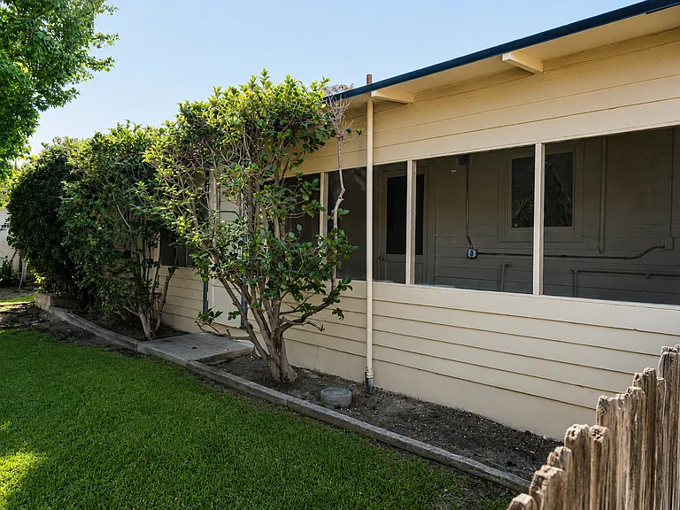 8849 Naomi Ave — Photo 2