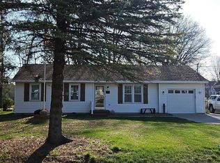 6612 Fortuna Dr, Temperance, MI 48182