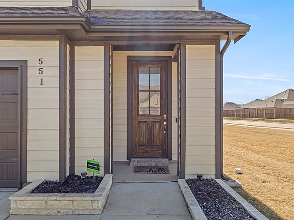 4th image of 551 Ruthye Ln