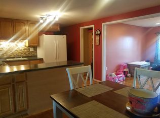 671 Clinton St, Bunker Hill, IN 46914