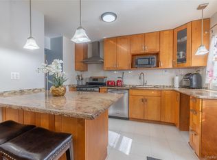 25708 147th Avenue, Rosedale, NY 11422