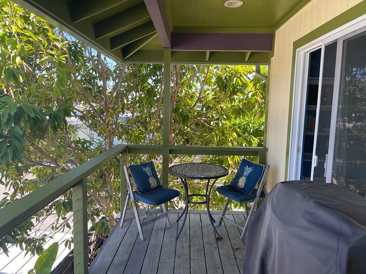 Covered Lanai with BBQ - 1190 Punua Pl #A