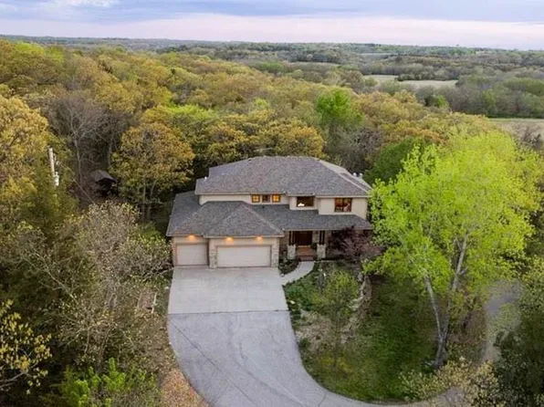 28511 W 88th St, De Soto, KS 66018