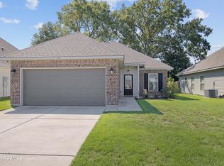 114 Springsteen Ln, Lafayette, LA 70507
