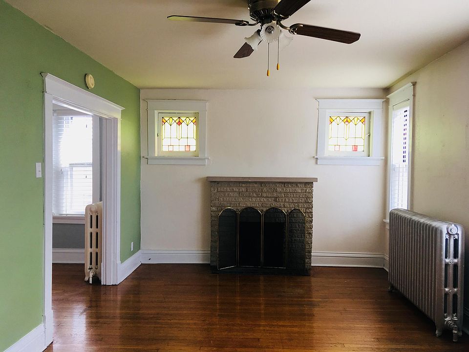 1st image of 3915 Parker Ave #2F